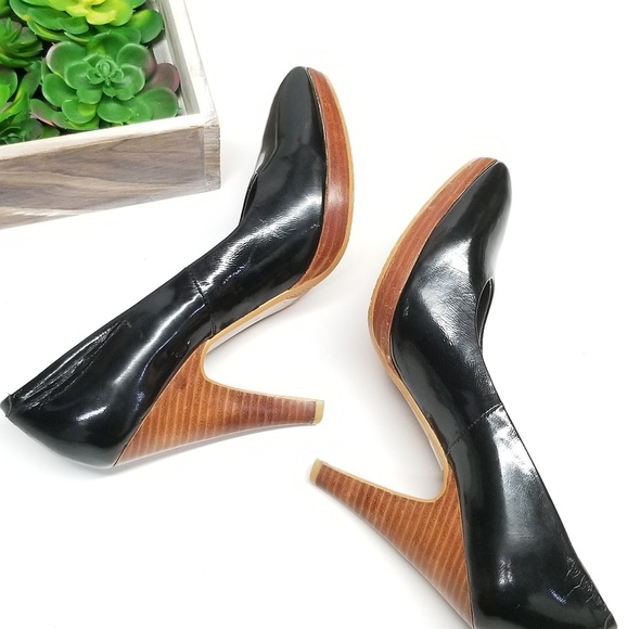 NYLA Sharlene Black Pumps - Picture 6 of 7